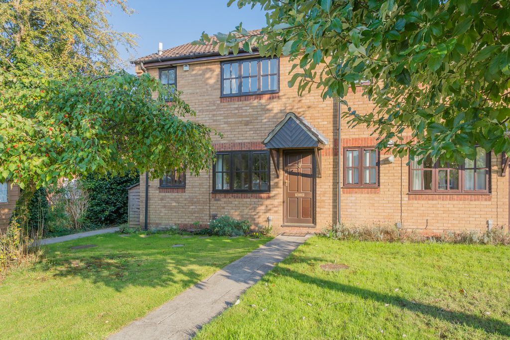 Property photo 1 of 9