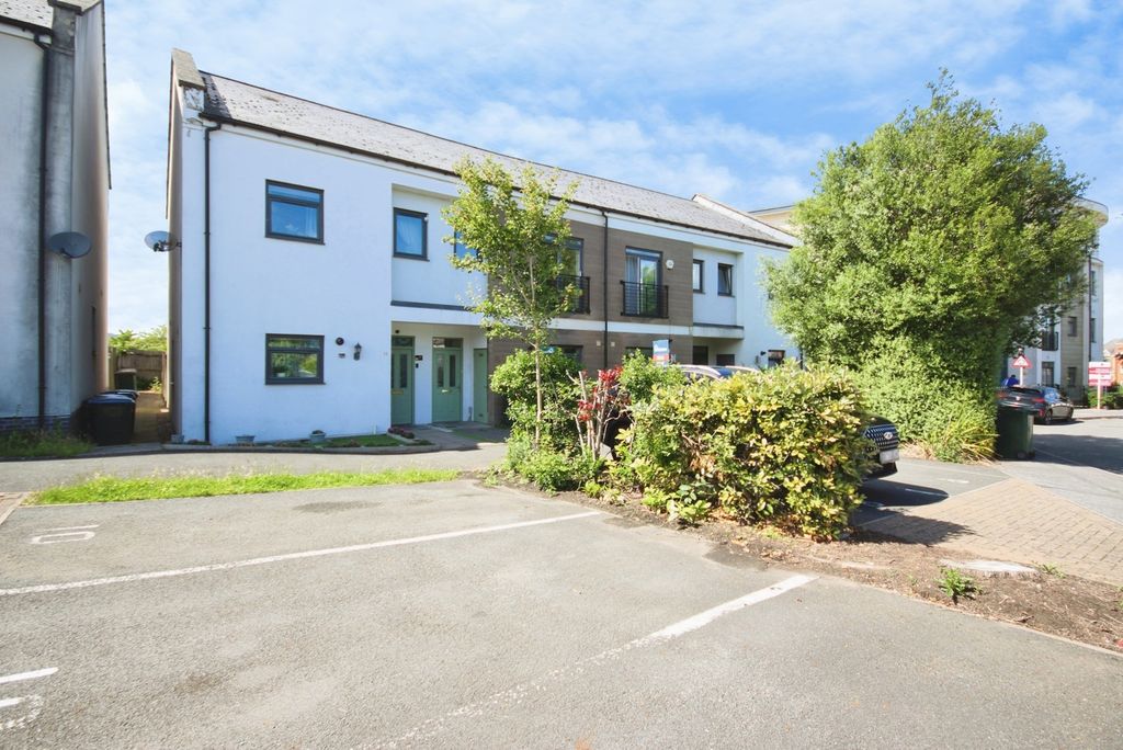 Property photo 1 of 21 Pbox-Img.Jpg