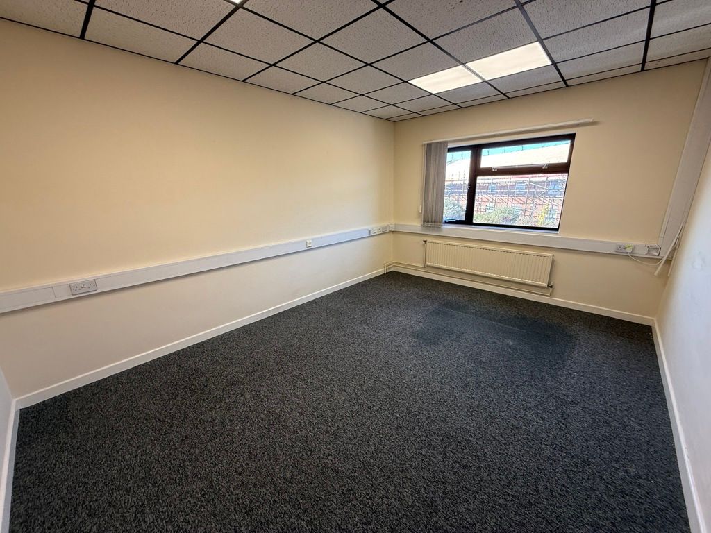 Property photo 2 of 5 Photo 8