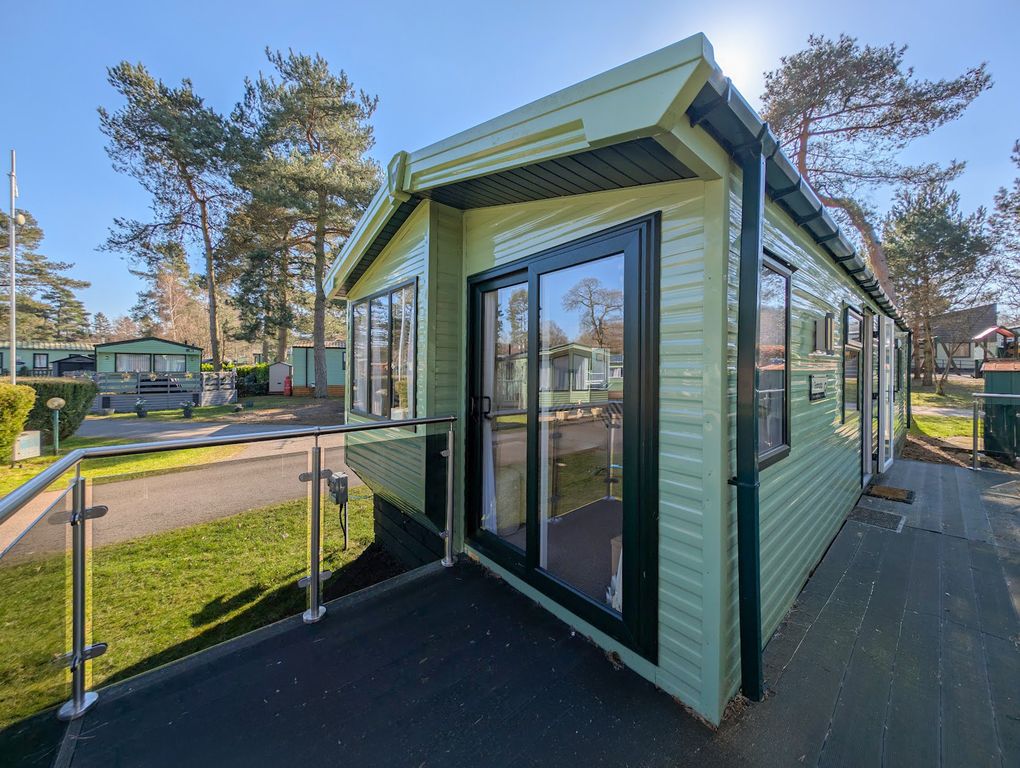 Property photo 2 of 11