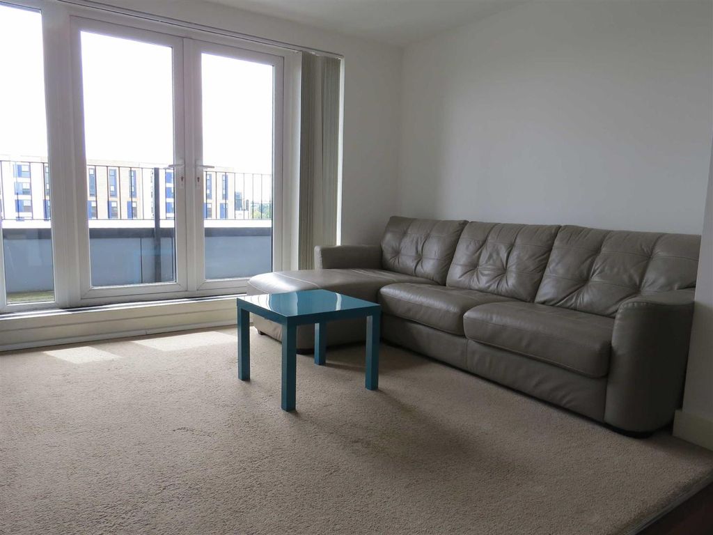 Property photo 2 of 10