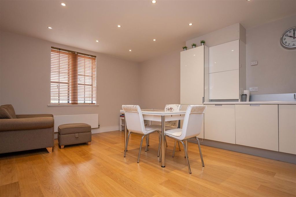 Property photo 3 of 8 Dsc_3040.Jpg