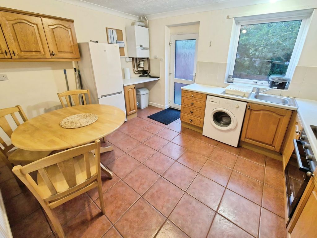 Property photo 3 of 16 Image