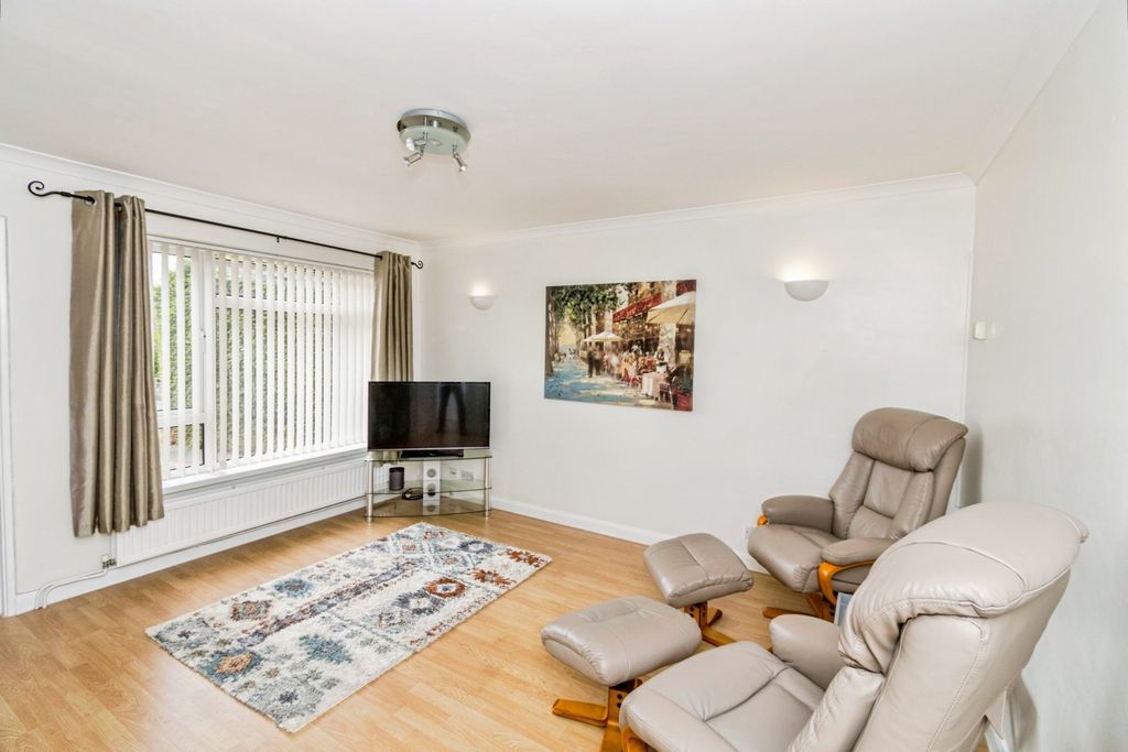 Property photo 2 of 19 Pbox-Img.Jpg