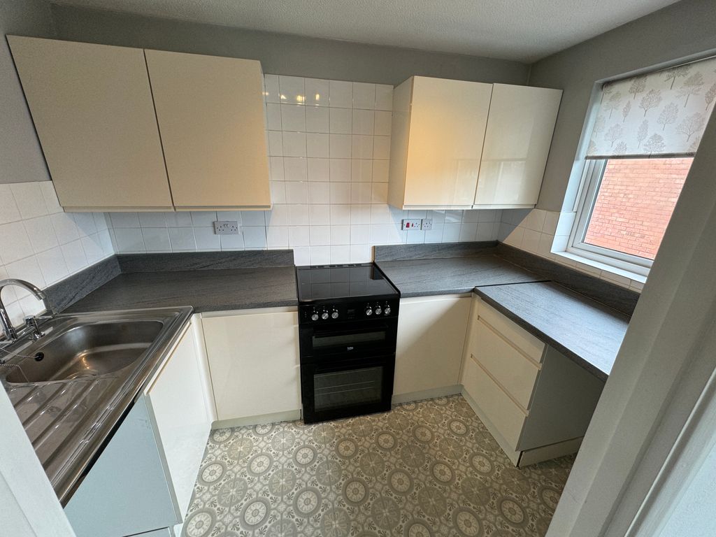 Property photo 2 of 9 Image