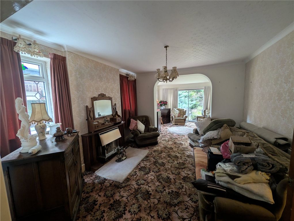 Property photo 2 of 6 Picture No. 11