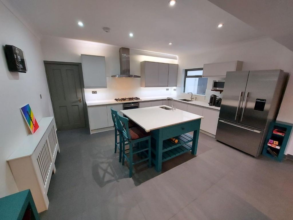 Property photo 1 of 10 0.Jpg