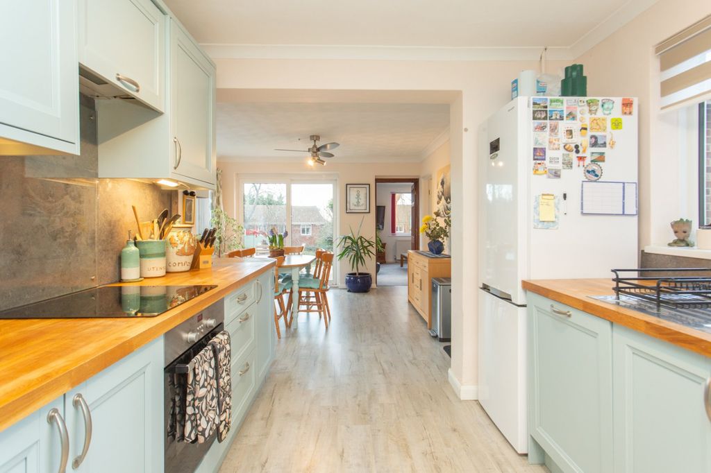 Property photo 2 of 18 Picture 2