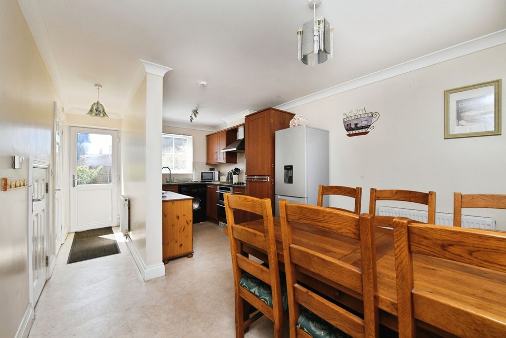 Property photo 2 of 22 Pbox-Img.Jpg