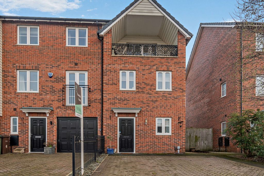 Property photo 1 of 22 Street View