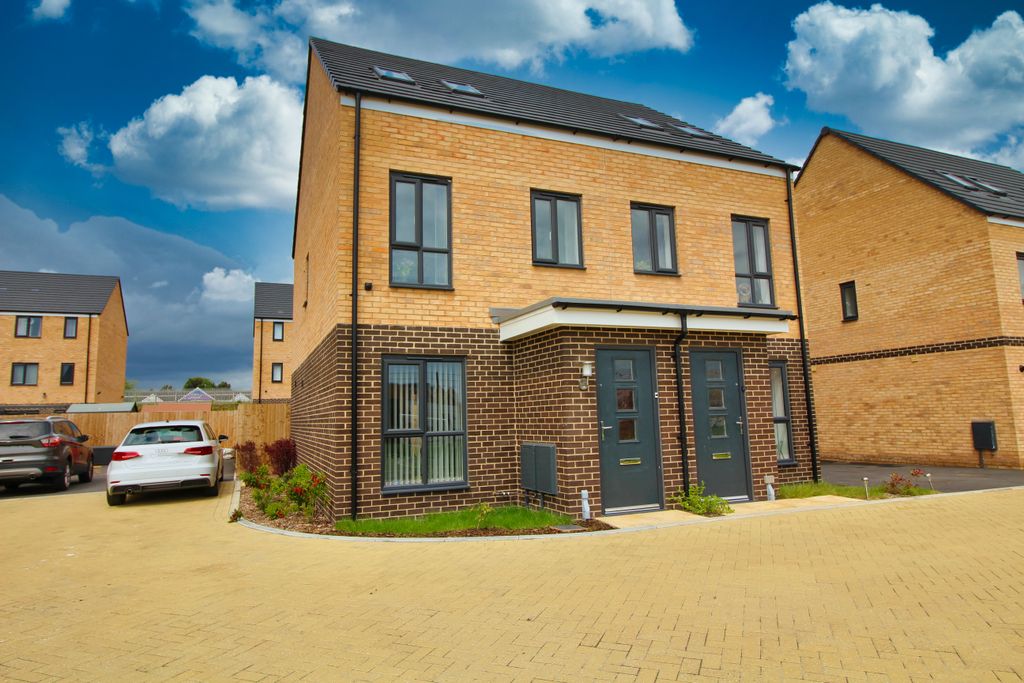 Property photo 1 of 15 Img_5823