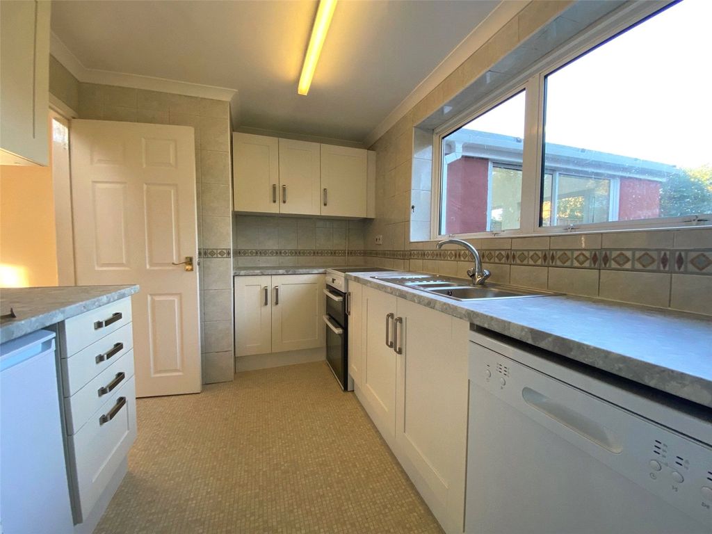 Property photo 2 of 13 Picture No. 05