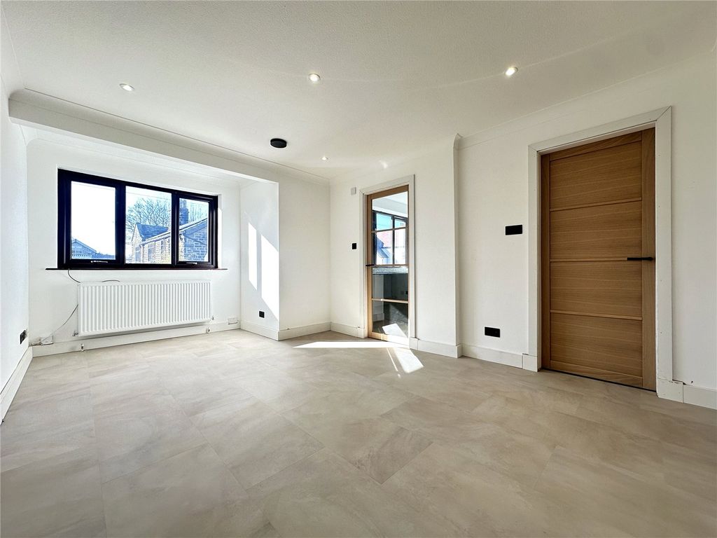 Property photo 2 of 5 Picture No. 03