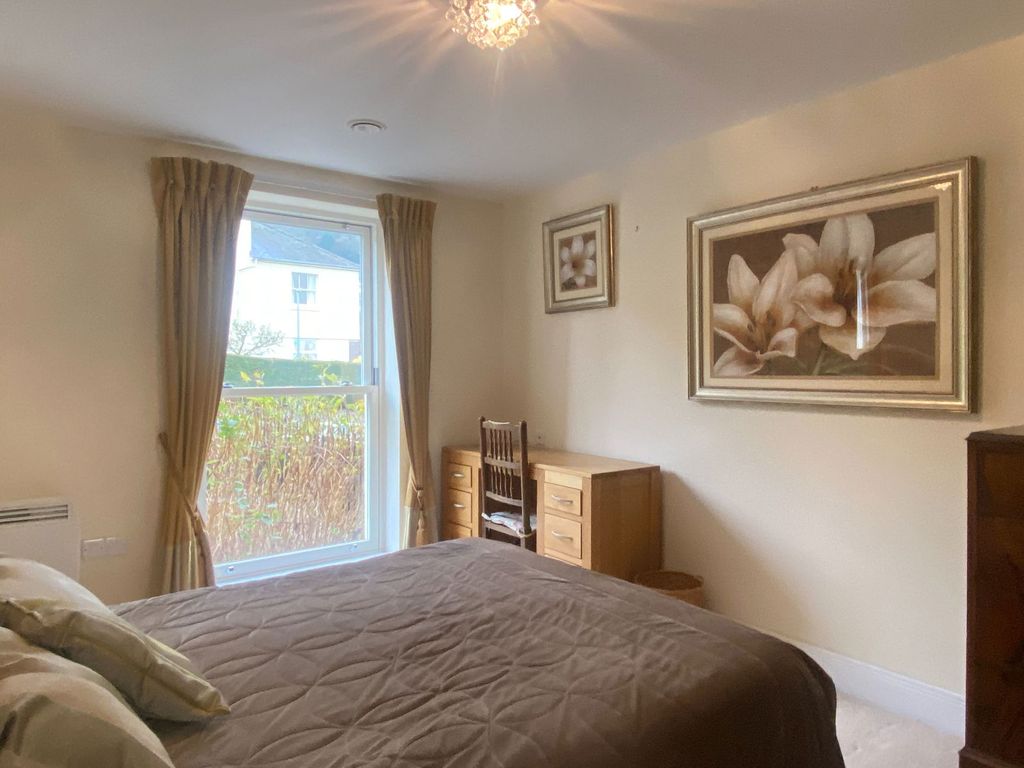 Additional image 7 of 1 bed flat for saleVictoria Road, Malvern, Worcestershire WR14