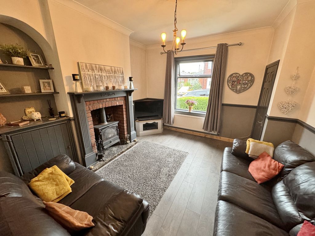Property photo 2 of 14