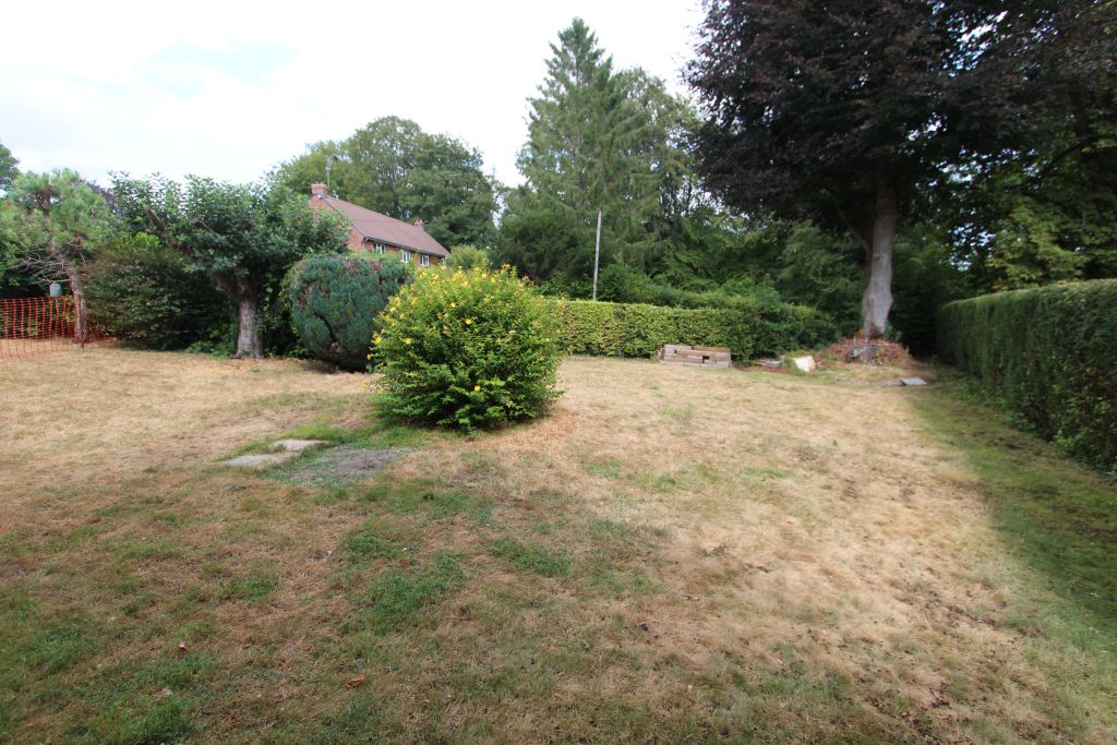 Property photo 2 of 6