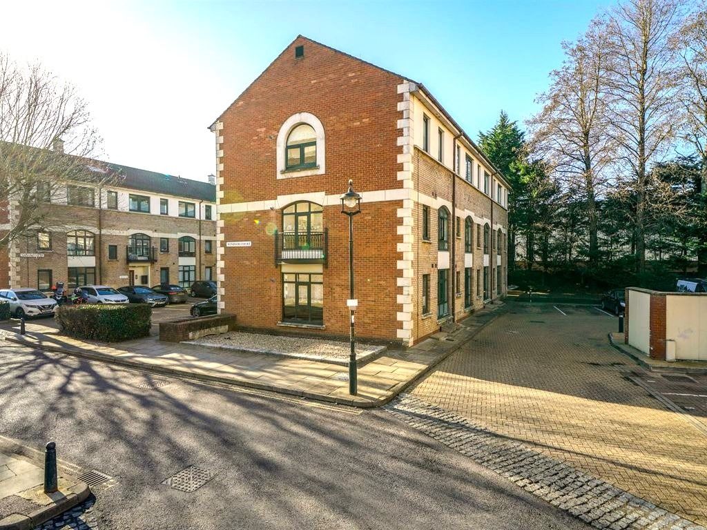 Property photo 1 of 6 3235262