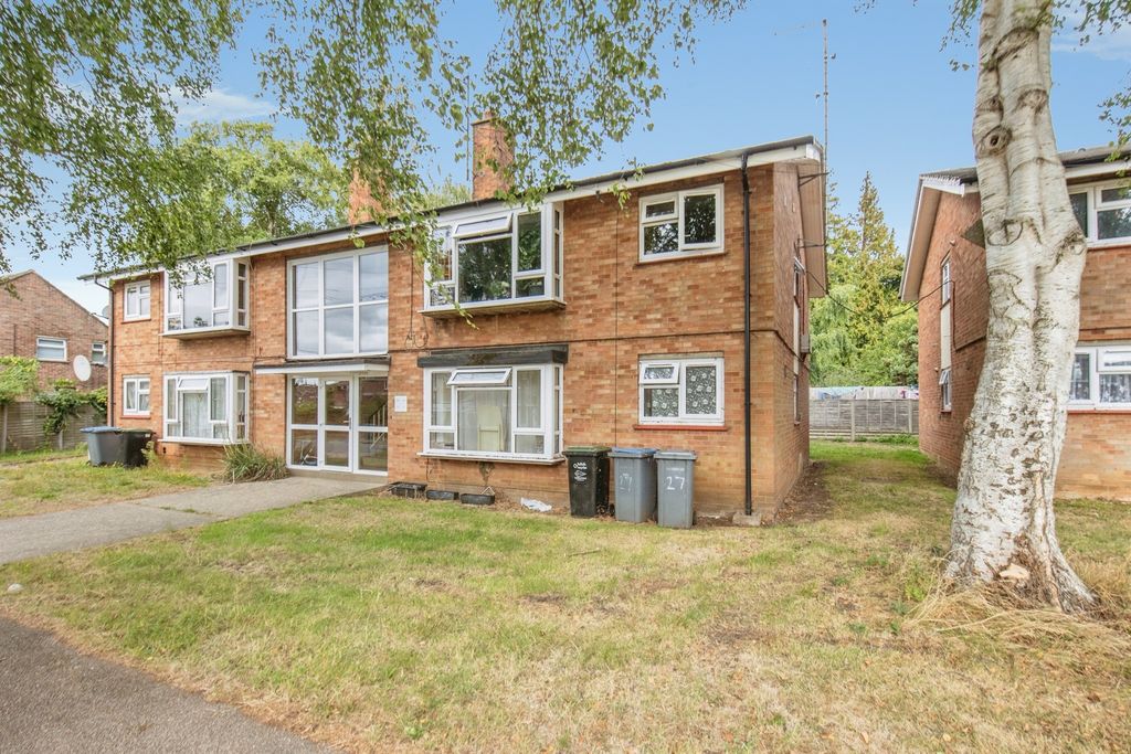 Property photo 1 of 12