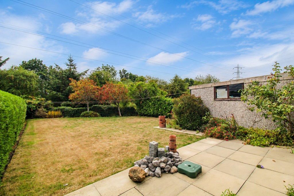 Property photo 2 of 14 Outside