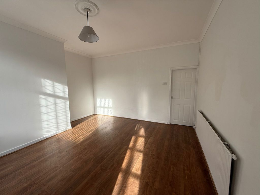 Property photo 2 of 10 Gallery