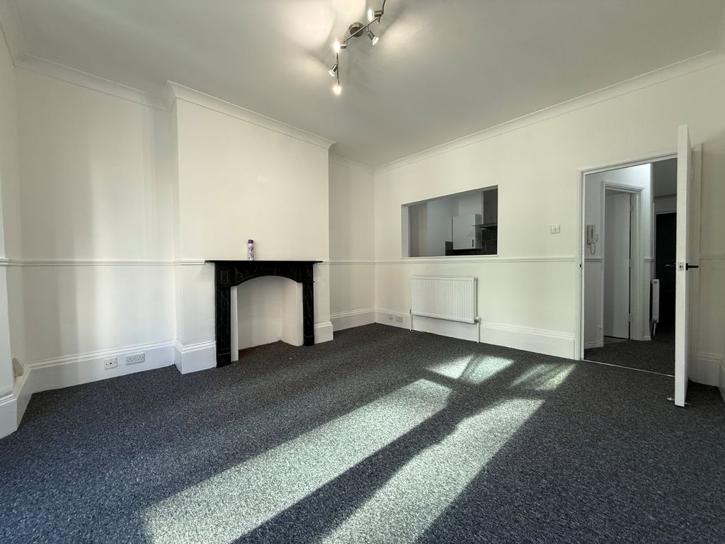 Property photo 3 of 10 Picture No. 10