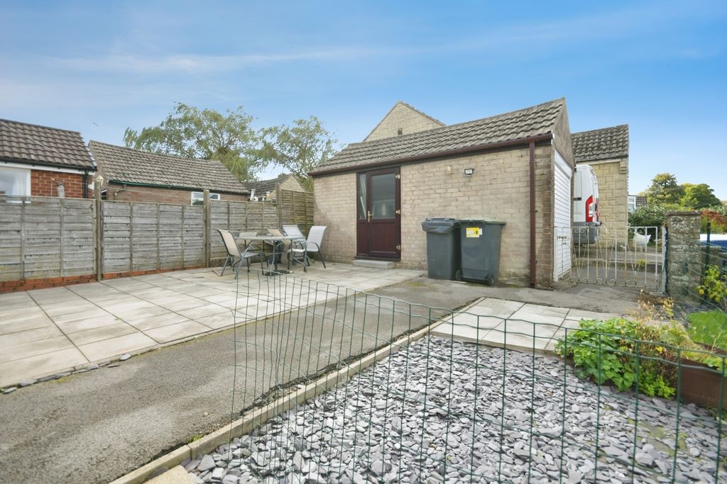 Property photo 3 of 35 Pbox-Img.Jpg