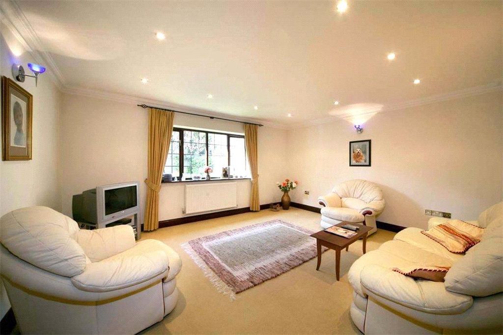 Property photo 3 of 10 Image