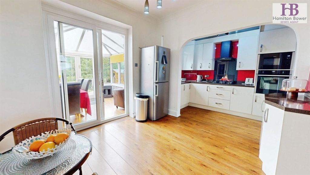 Property photo 3 of 15 8Eb4A885-4-Beacon-Road-06032026_093909.Jpg