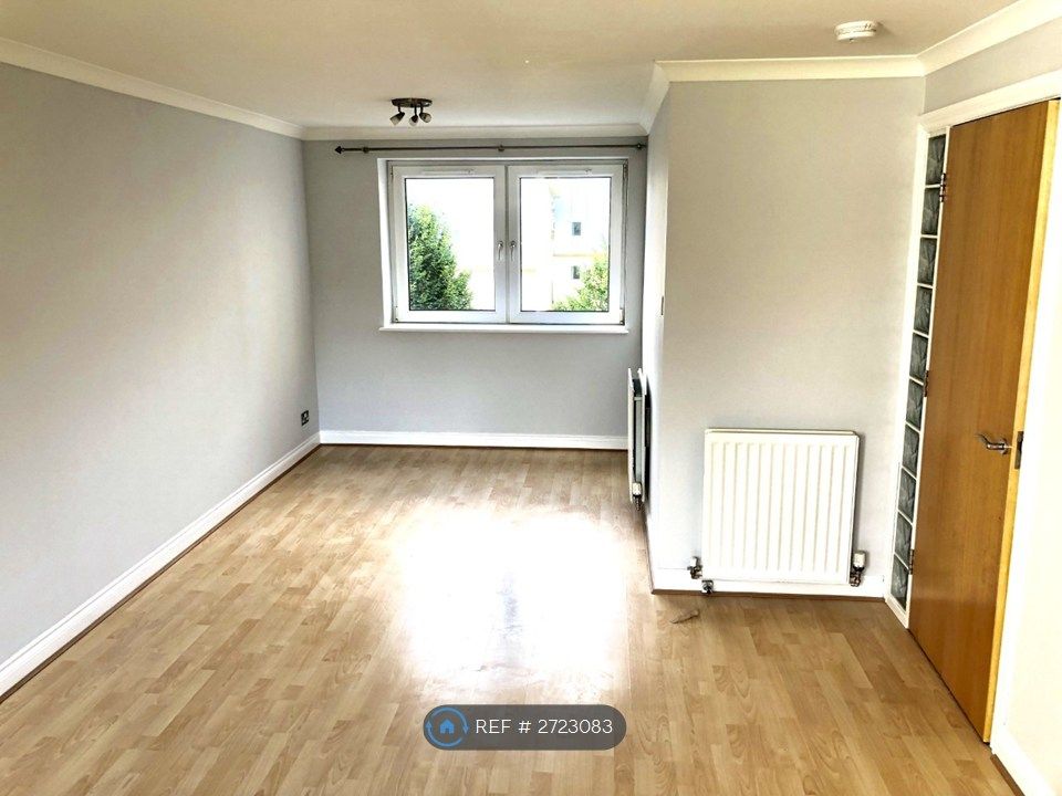 Property photo 2 of 25 Livingroom 1