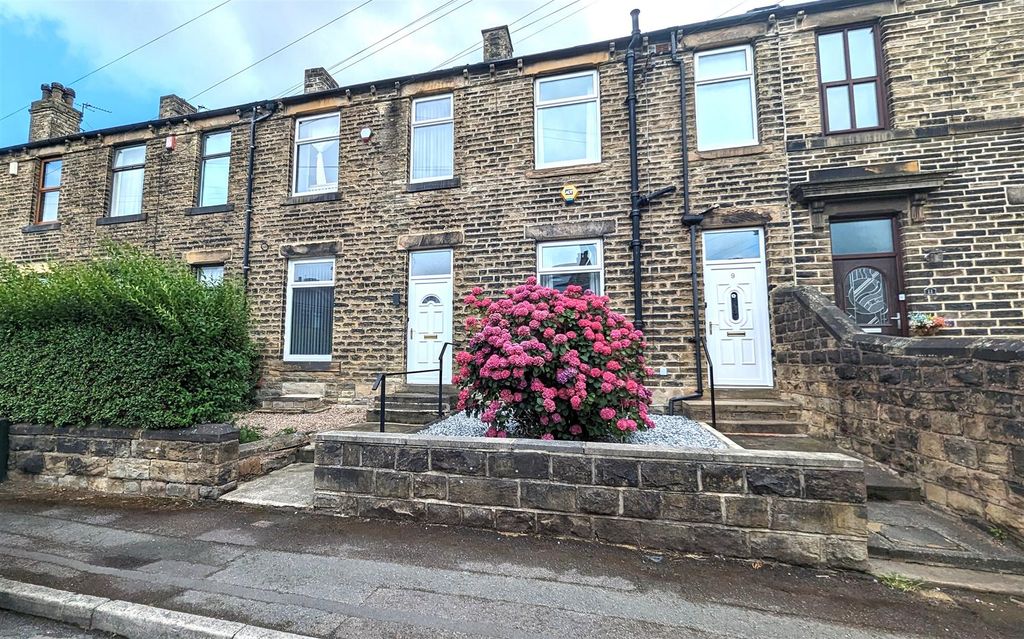 Property photo 1 of 11