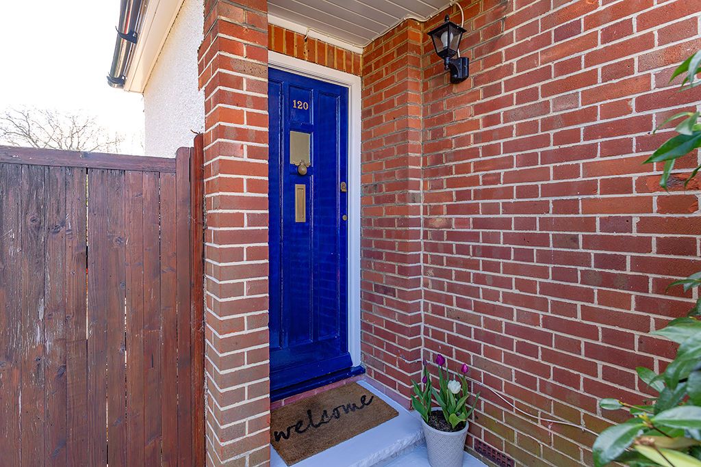 Property photo 2 of 10 Entrance