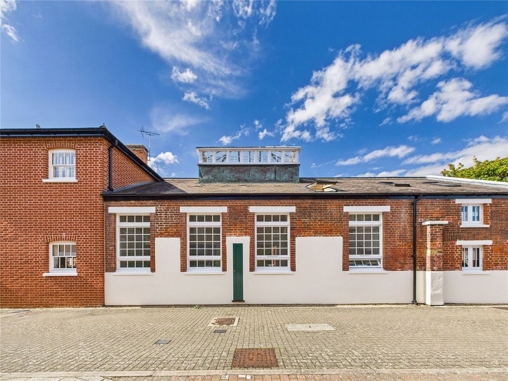 Property photo 3 of 21 3 - Image