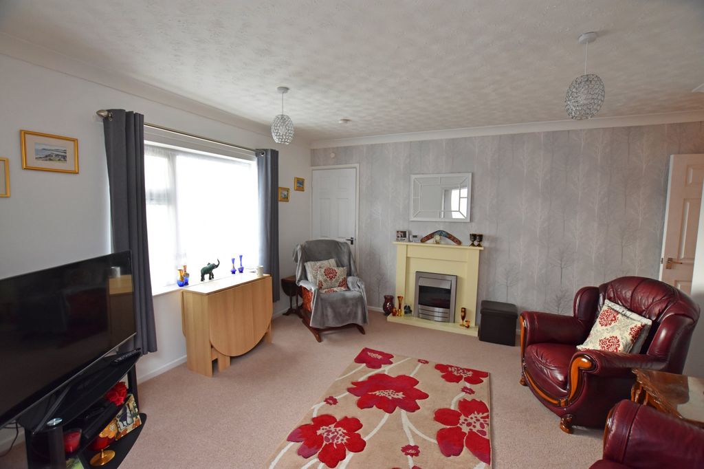 Additional image 5 of 2 bed flat for saleDanes Dyke, Newby, Scarborough YO12