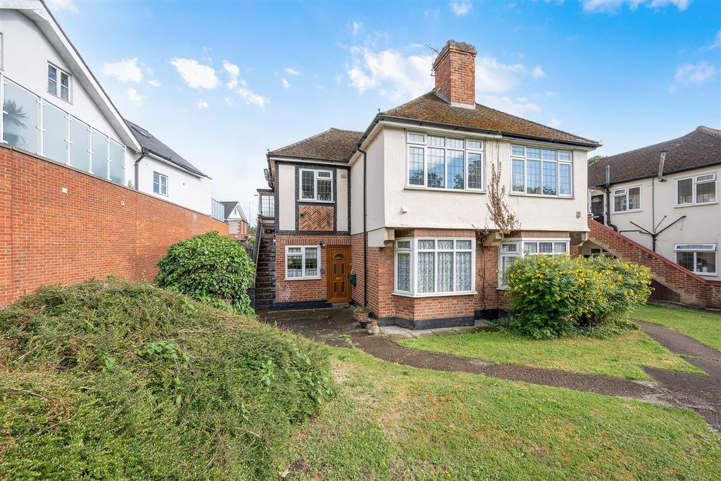Property photo 1 of 13 Nonsuch Court, 1- (20).Jpg