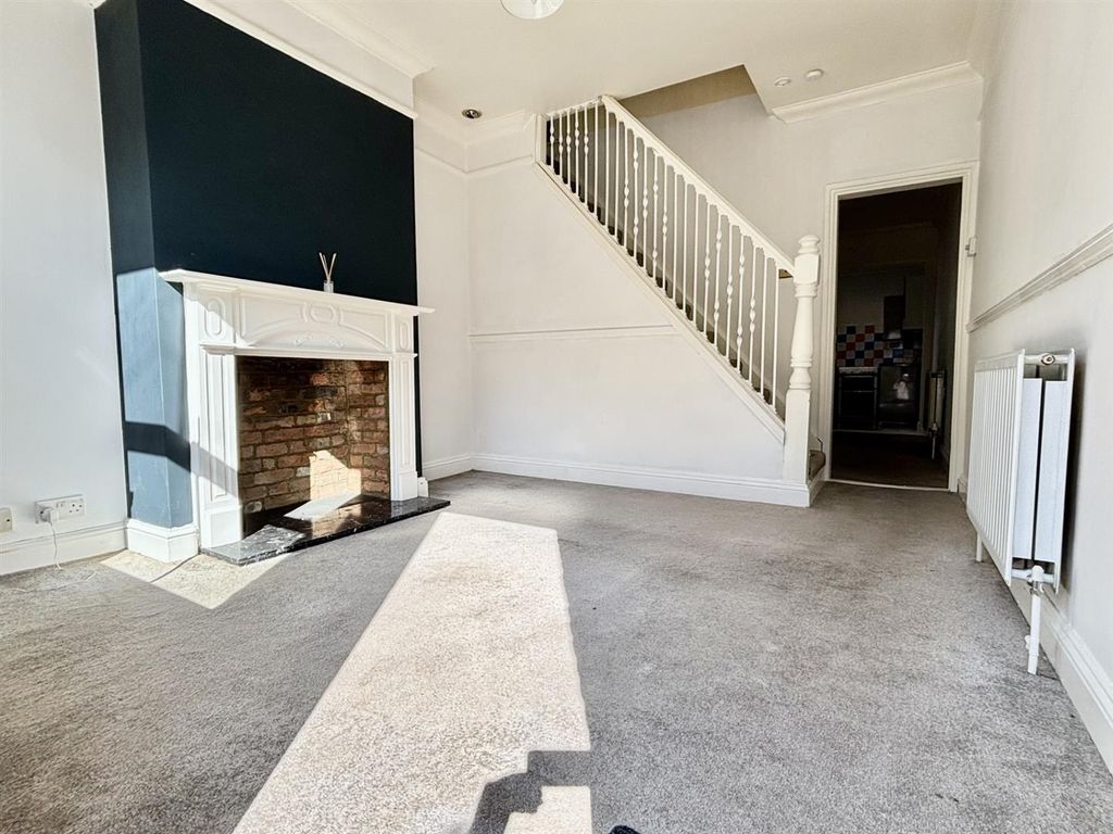 Property photo 2 of 15 7.Jpg
