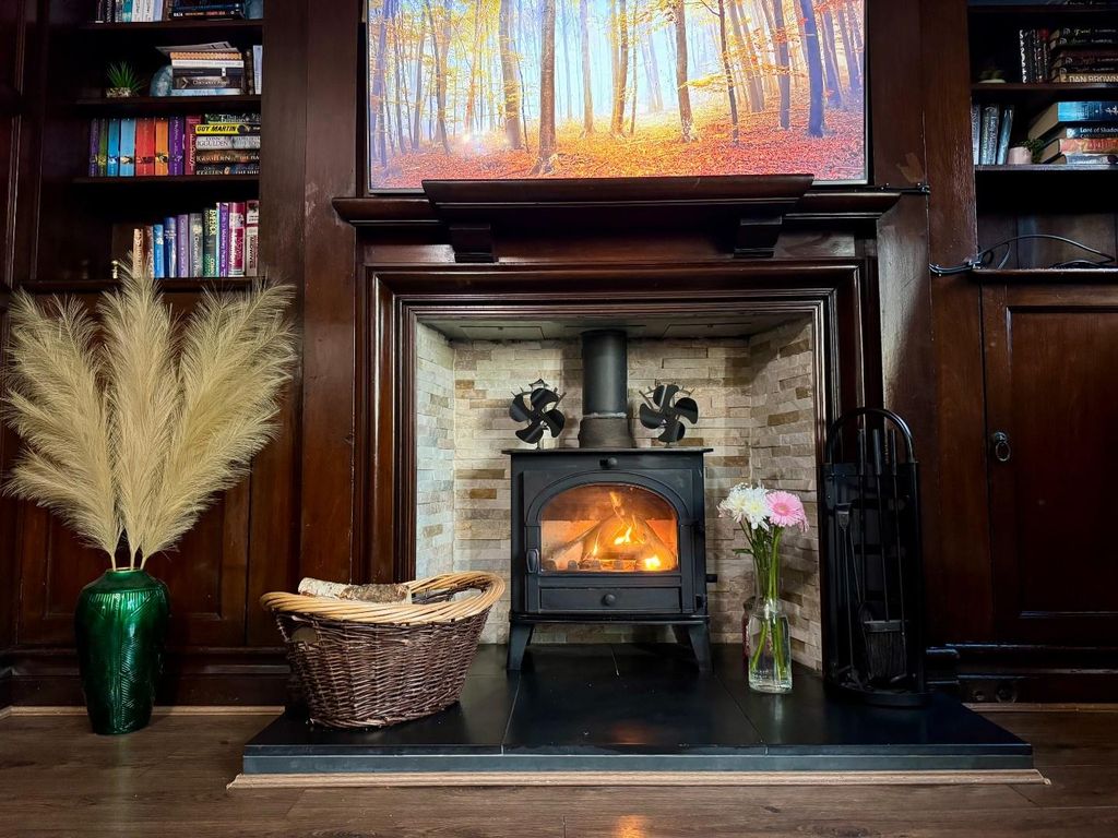 Property photo 3 of 49 Image00006.Jpeg