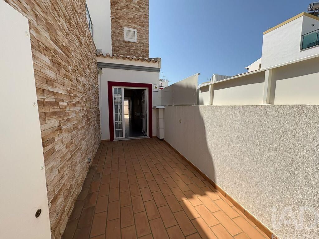 Property photo 3 of 35