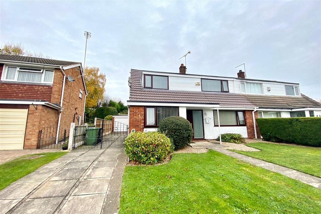 Property photo 1 of 10 (Main)