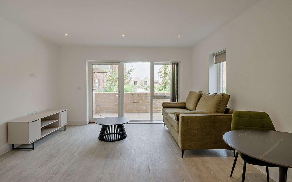 Property photo 1 of 11 Picture No. 04