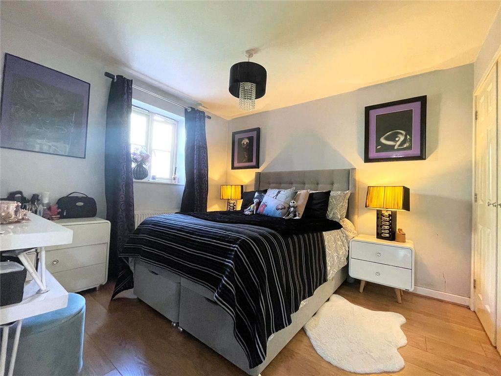 Property photo 3 of 10 Picture No. 06