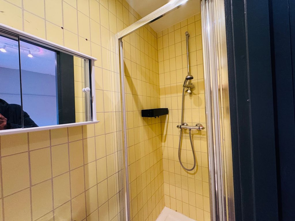 Property photo 3 of 4