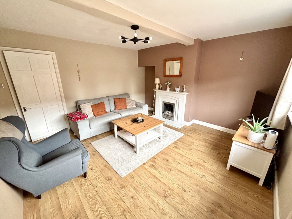 Property photo 3 of 18 Photo 1