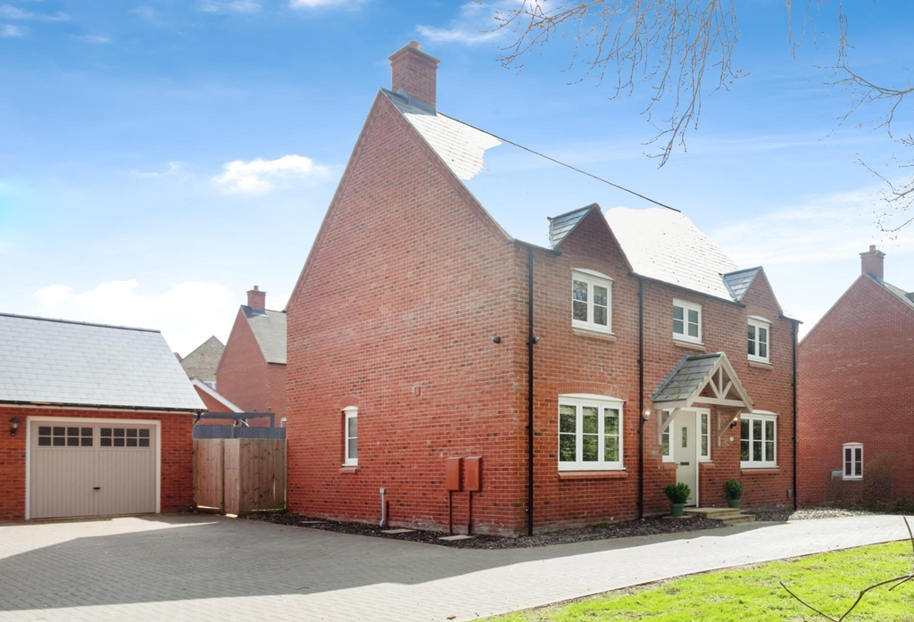 Property photo 1 of 21 1000043301
