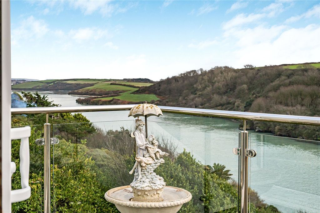 Property photo 2 of 40 Picture No. 43