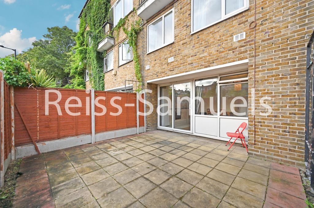 Property photo 2 of 40