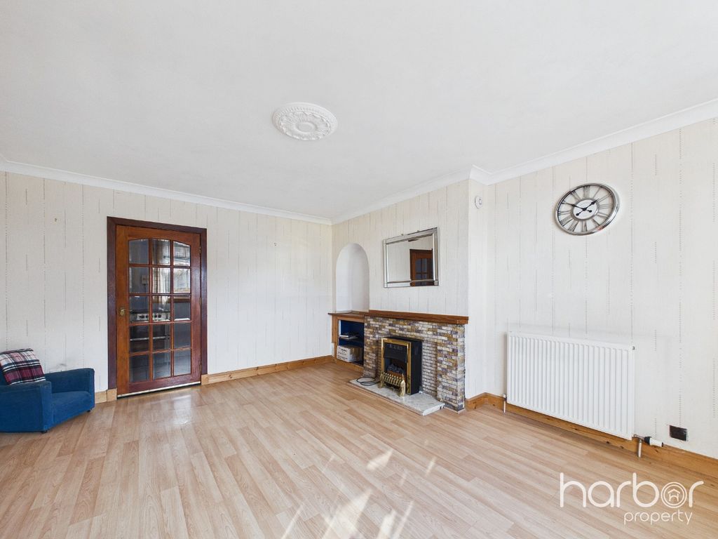 Property photo 2 of 15 5262413