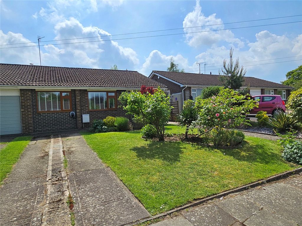 Property photo 2 of 19 Picture No. 28