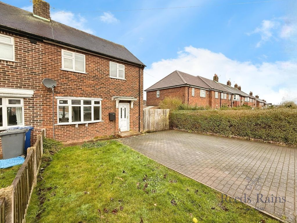 Property photo 2 of 27 Picture No. 15