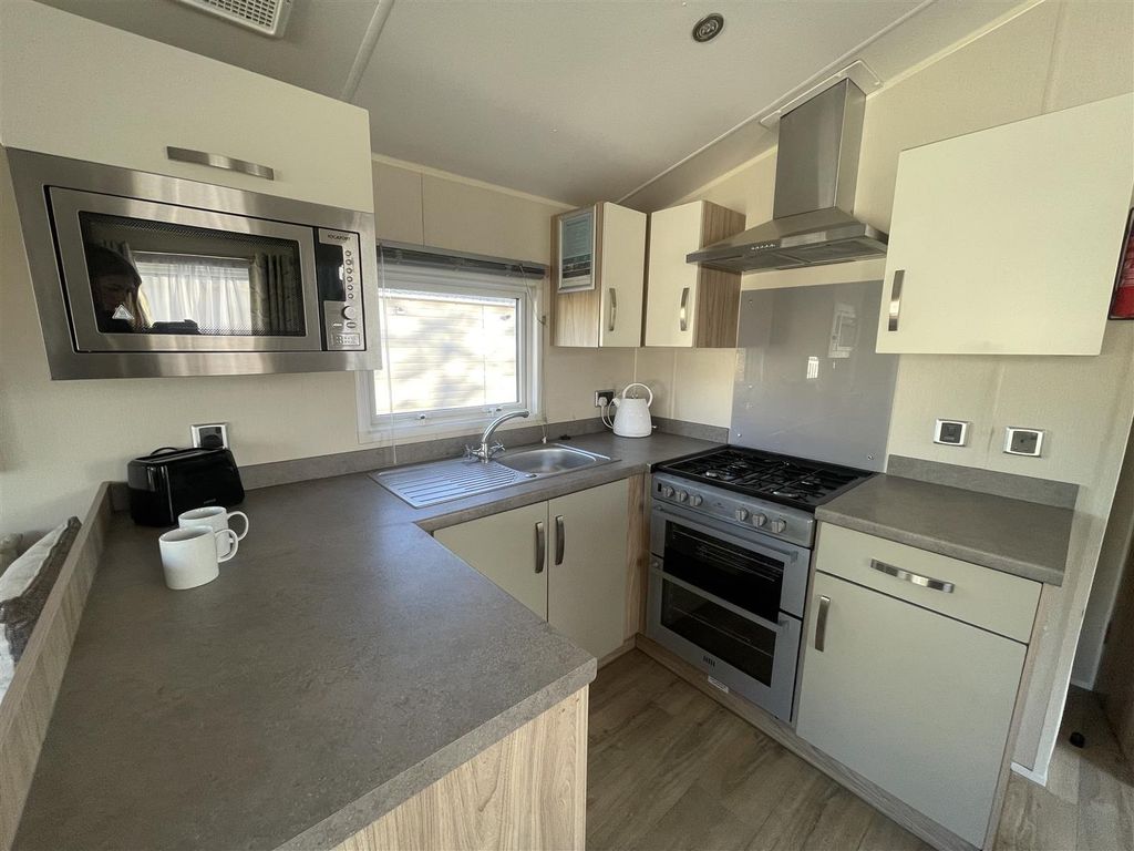 Property photo 3 of 7 Img_4902.Jpeg