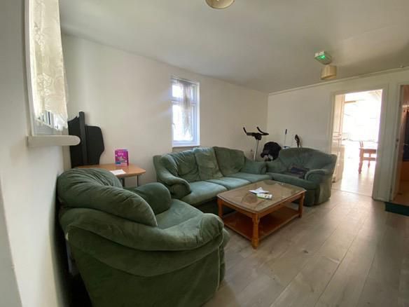 Property photo 2 of 11 A363D1Fd-80B8-4064-Bfab-449Cffd15Cbe.Jpg
